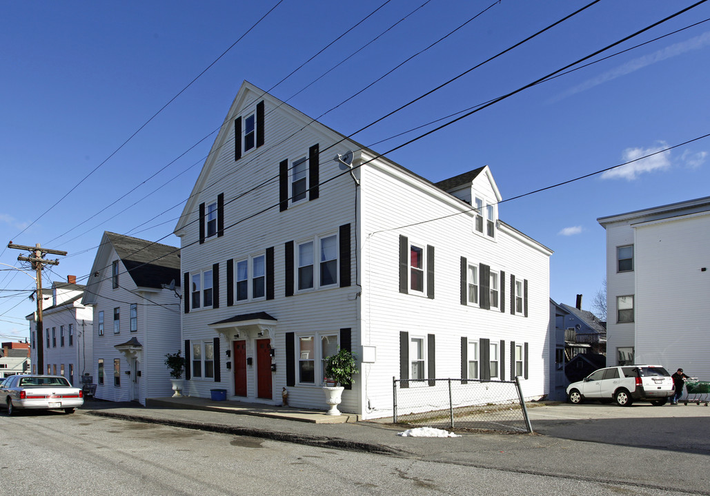 11 King St in Biddeford, ME - Foto de edificio