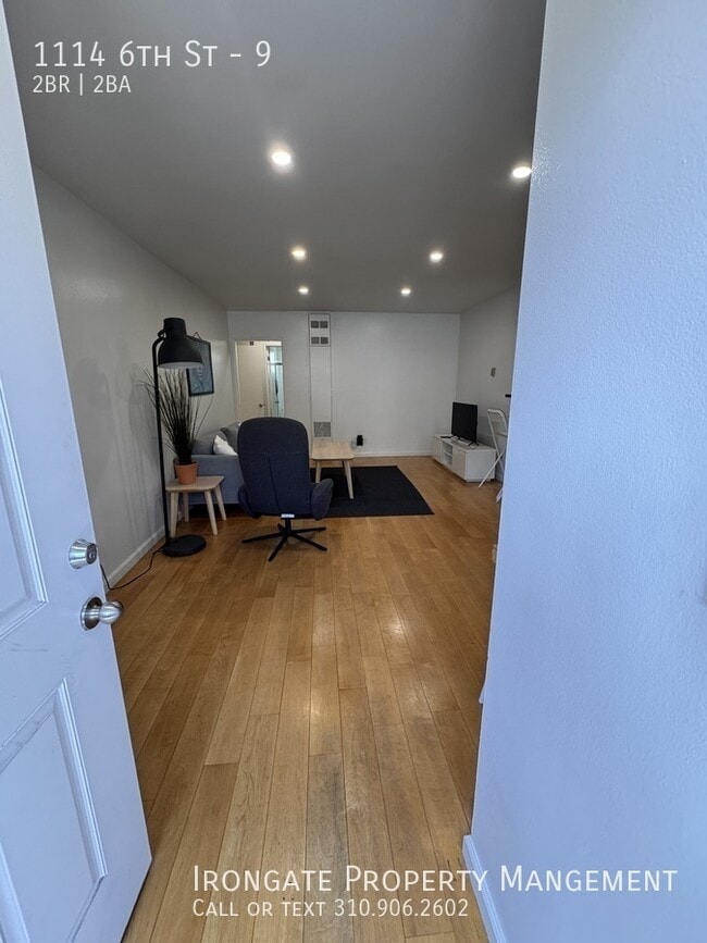 property at 1114 6th St