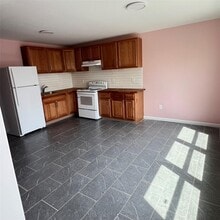 286 S William St in Newburgh, NY - Building Photo - Building Photo
