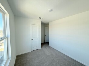 13121-La Cuchilla in San Antonio, TX - Building Photo - Building Photo