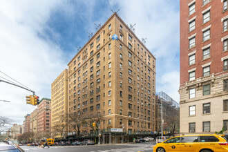 789 W End Ave in New York, NY - Building Photo - Primary Photo