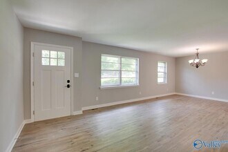 3803 McEwen Dr NW in Huntsville, AL - Building Photo - Building Photo