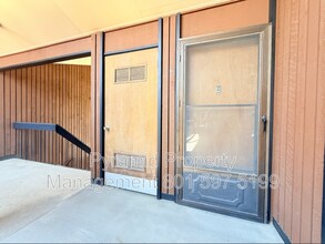 251 S 700 E in Salt Lake City, UT - Building Photo - Building Photo