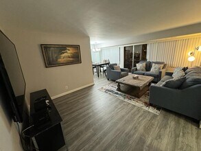 401 N Armistead St, Unit 308 in Alexandria, VA - Building Photo - Building Photo