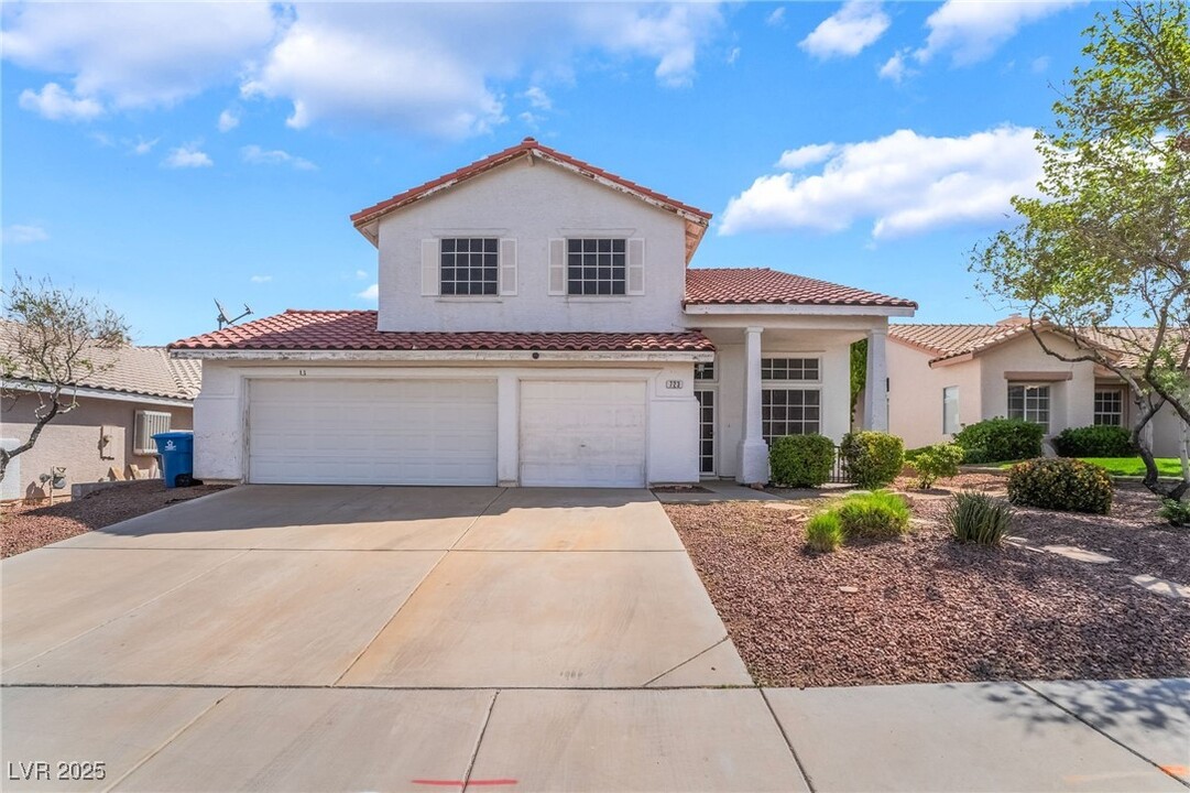 723 Arrowhead Trail in Henderson, NV - Foto de edificio