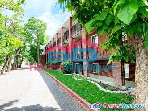 property at 2736 S Adams St