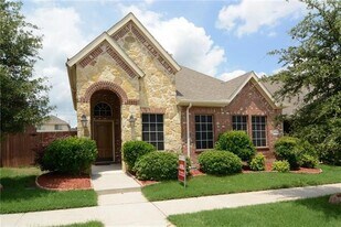 5824 Silver Buckle Dr in McKinney, TX - Building Photo