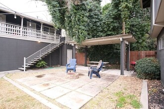 424 Sycamore Ave in Modesto, CA - Building Photo - Building Photo