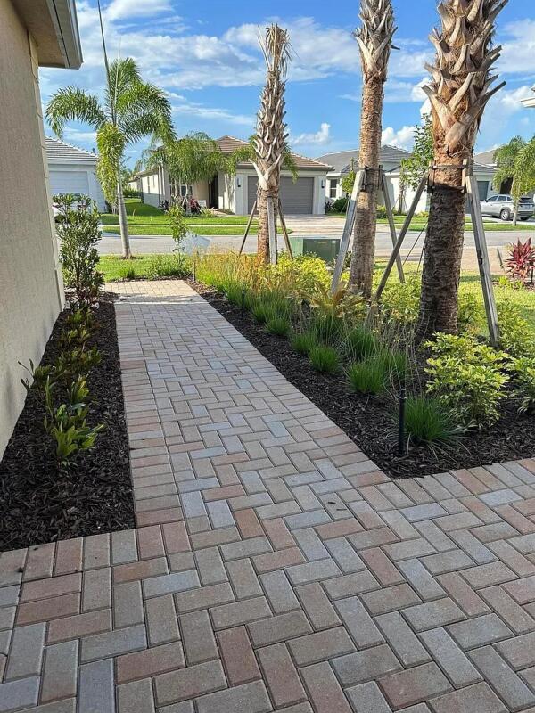 13324 SW River Rock Rd in Port St. Lucie, FL - Foto de edificio - Building Photo