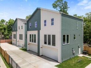 1046 Marjorie St in Houston, TX - Building Photo - Building Photo