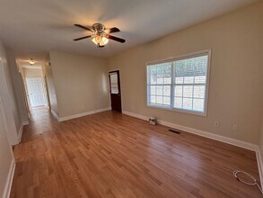 34 Woodberry Dr in Silver Creek, GA - Building Photo - Building Photo