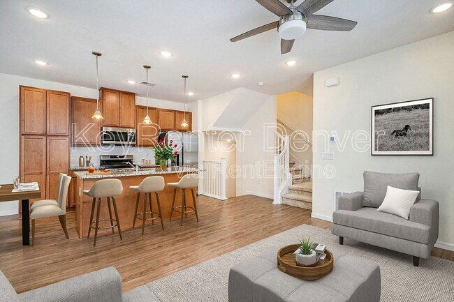 2028 S Holly St in Denver, CO - Building Photo - Building Photo