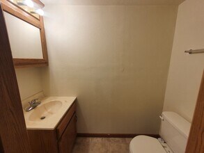 20390 Skyview Dr-Unit -20390 Skyview drive D in Waynesville, MO - Building Photo - Building Photo