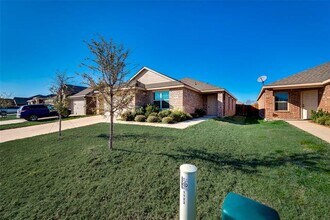 1122 Rainer Dr in Princeton, TX - Building Photo - Building Photo