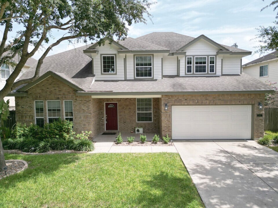 2416 Fullerton Ave in McAllen, TX - Building Photo