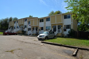 5815 Pierce St Apartments