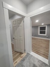 142 High St, Unit #1 in Hardwick, VT - Building Photo - Building Photo