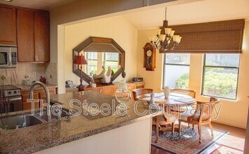 8000 Kroll Way in Bakersfield, CA - Building Photo - Building Photo