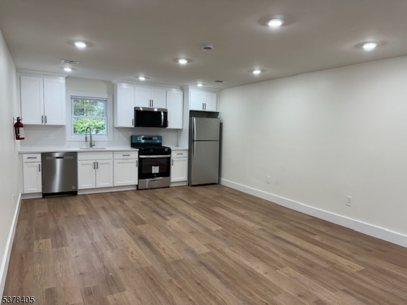 12 Adalist Ave in Butler, NJ - Building Photo