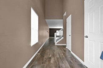 210 Autumn Way in Pataskala, OH - Building Photo - Building Photo