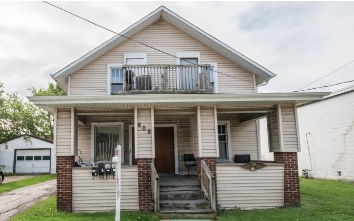 805 W Saint Paul Ave in Waukesha, WI - Building Photo