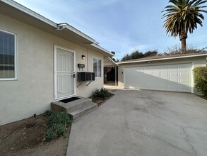 322 La Paloma St in Redlands, CA - Building Photo - Building Photo