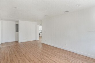3307 W Ballast Point Blvd in Tampa, FL - Building Photo - Building Photo