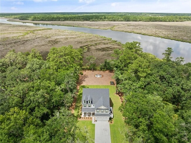 property at 162 Sanderling Trce