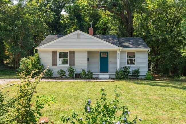 property at 2104 Nelson St