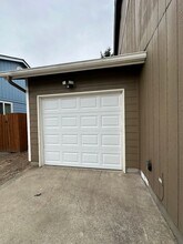 3327 Rockingham Ct NE in Salem, OR - Building Photo - Building Photo