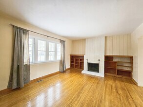 8928 116 St NW in Edmonton, AB - Building Photo - Building Photo