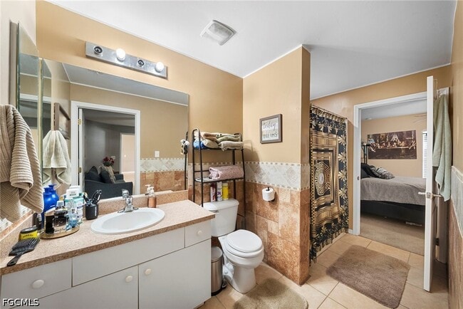 property at 3205 38th St W