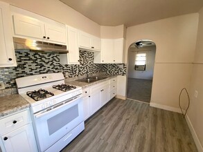 3118 N Finnell Ave in Peoria, IL - Building Photo - Building Photo