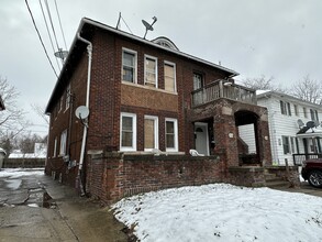 66 Newberry St in Pontiac, MI - Building Photo - Building Photo