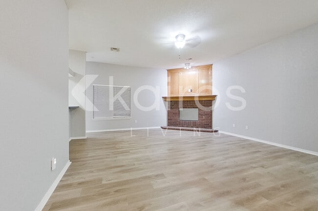 408 Coalbrook Dr in Norman, OK - Foto de edificio - Building Photo