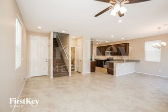 1232 Carved Terrace Ave, Unit 012 in North Las Vegas, NV - Foto de edificio - Building Photo