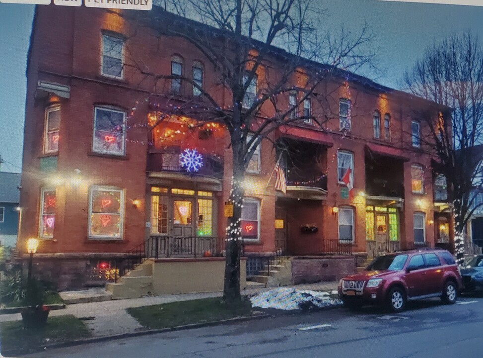 78-84 Fargo Ave in Buffalo, NY - Building Photo