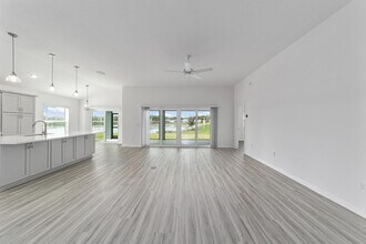 6244 Hannan Lp in Sumterville, FL - Building Photo - Building Photo