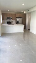 1171 NW 2nd St in Florida City, FL - Building Photo