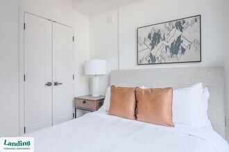 632 Howard Rd SE, Unit 933 in Washington, DC - Foto de edificio - Building Photo