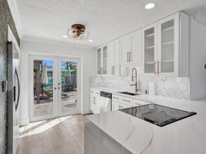 2750 NE 10th Ave, Unit 1023 in Pompano Beach, FL - Building Photo - Building Photo