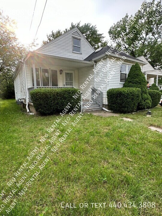 3808 Canton Ave in Lorain, OH - Building Photo