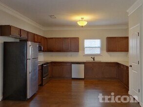 101 Daisy Cir in Mcdonough, GA - Building Photo - Building Photo