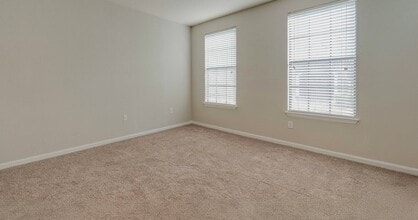 Trails at Bartram Park Apartments in Jacksonville, FL - Foto de edificio - Building Photo