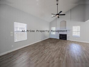 7542 W Cinnabar Ave in Peoria, AZ - Building Photo - Building Photo