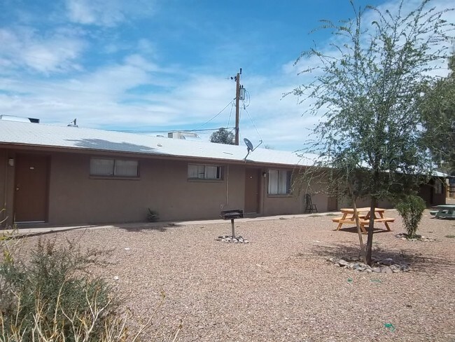 1015 N 28th Pl in Phoenix, AZ - Building Photo - Building Photo