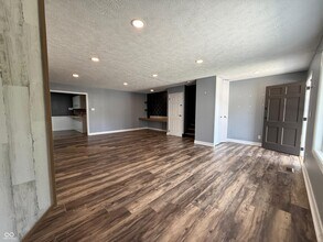 3638 Lombardy Pl in Indianapolis, IN - Building Photo - Building Photo