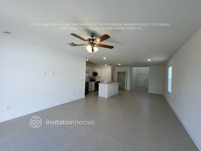 714 Carlyle Way in Fort Pierce, FL - Building Photo - Building Photo