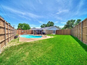 1121 Bass Dr in Plano, TX - Building Photo - Building Photo