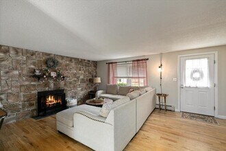 114 Fieldstone Dr in Londonderry, NH - Building Photo - Building Photo